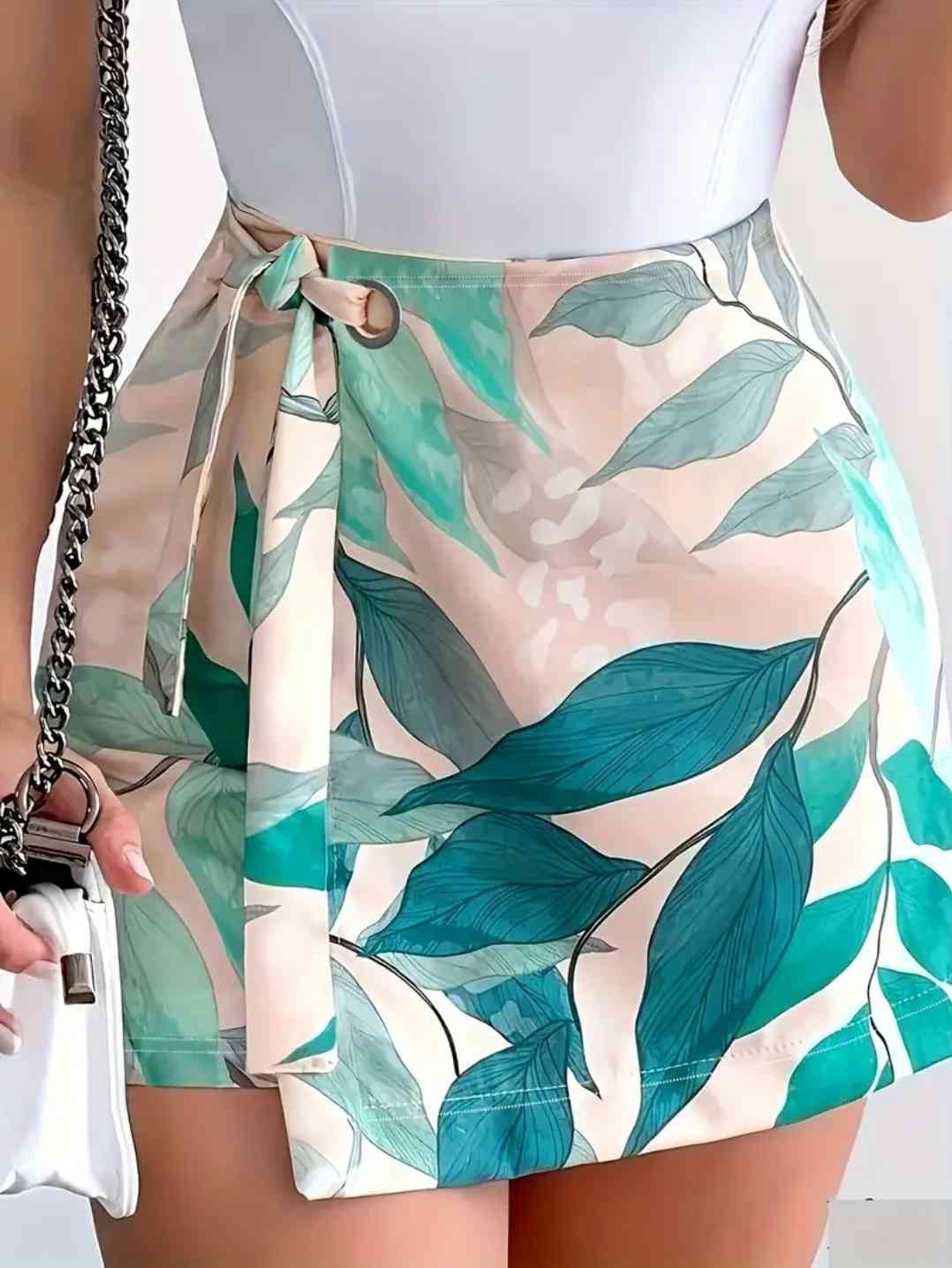 Women's briefs with leaf pattern and lace waistband, business commuter beachwear, polyester and elastane, machine washable