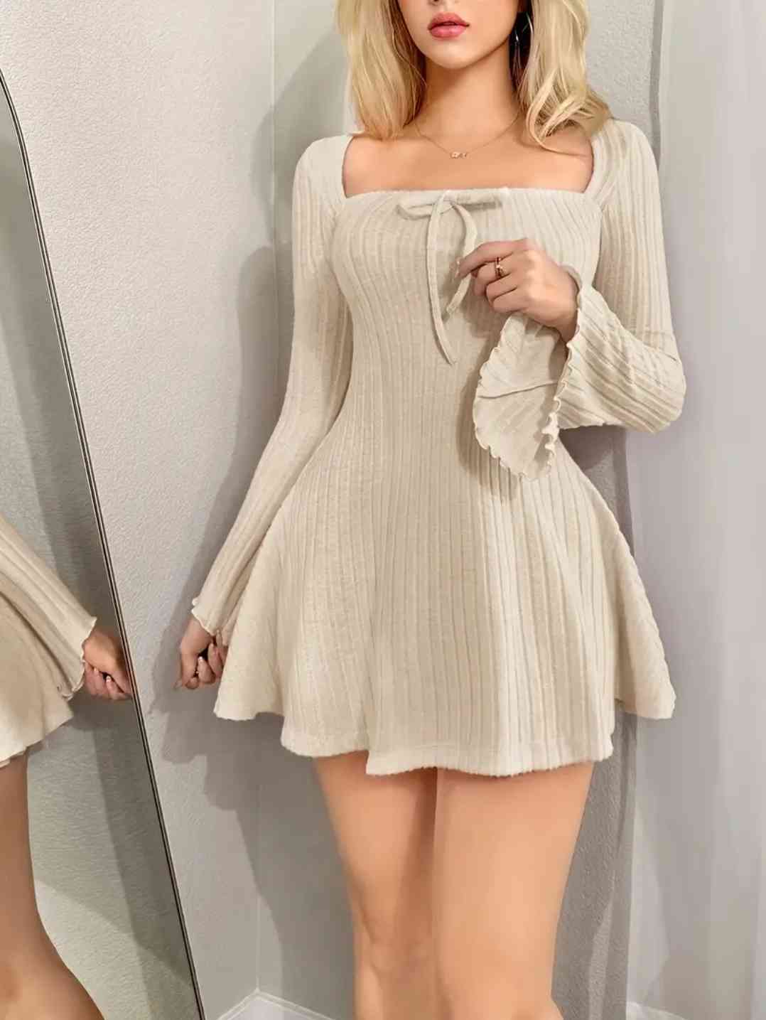 Elegant women's square neck flare sleeve bodycon mini dress