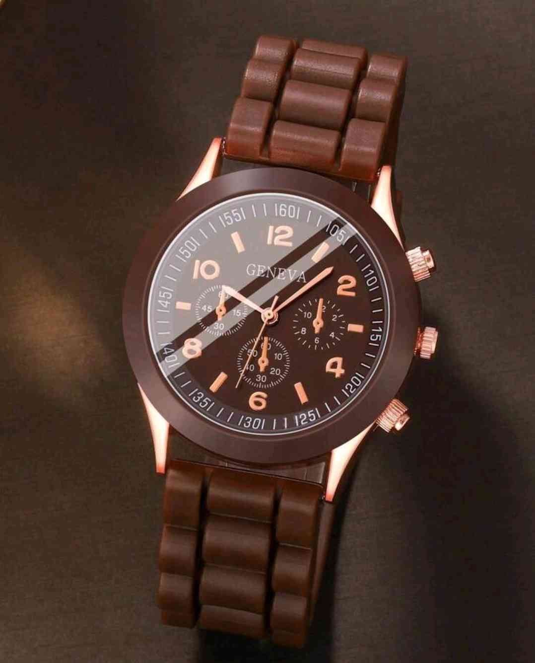 1 women's watch with simple, fashionable, fresh silicone quartz movement, suitable for everyday wear, birthdays